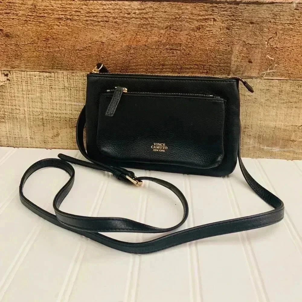 NWOT Vince Camuto Leather crossbody purse